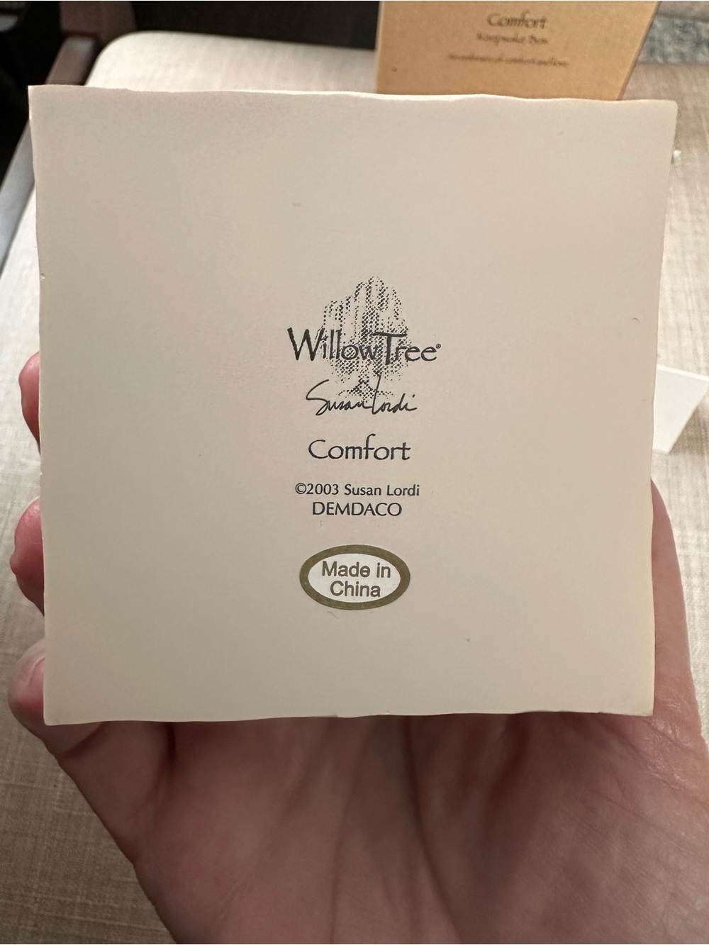 NIB Willow Tree Comfort Keepsake Box Girl & Cat - Picture 6 of 7